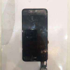 iPhone 8+ パネル交換