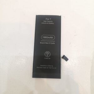 iPhone 7 バッテリー交換