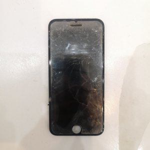 iPhone 8 パネル修理