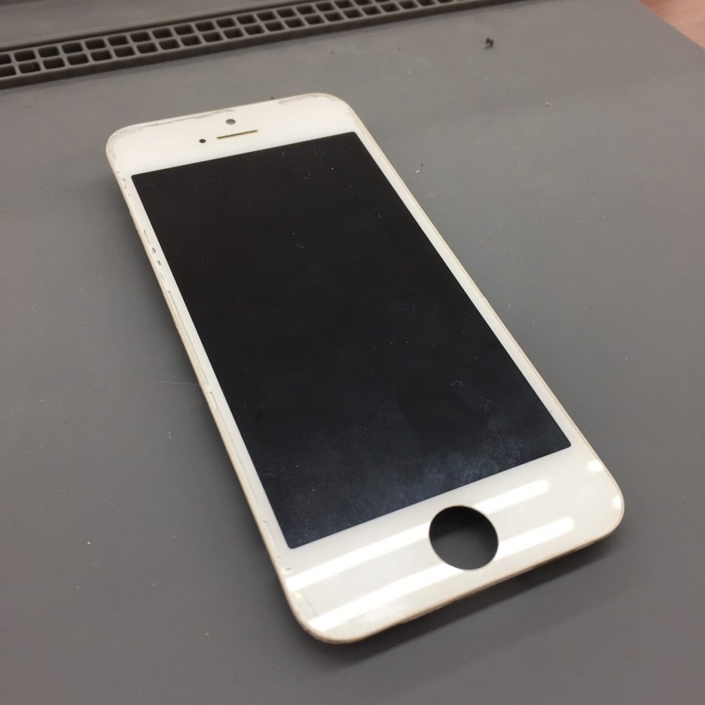 iPhoneSE フロントパネル交換