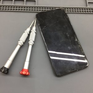 iPhoneXS フロントパネル交換