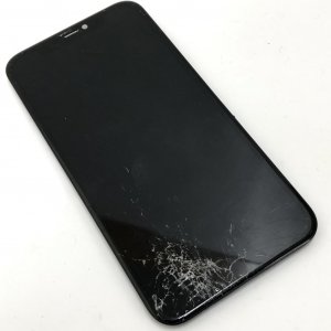 iPhone11　フロントパネル交換