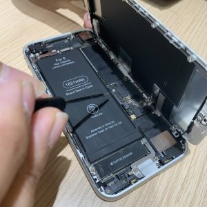 iPhone8  バッテリー交換