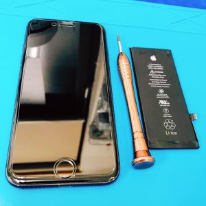 iPhone8 バッテリー交換