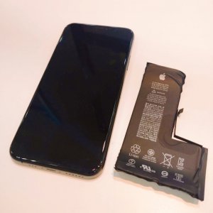 iPhoneⅩ バッテリー交換修理