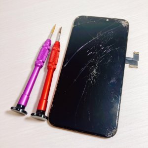 iPhone11Pro フロントパネル交換