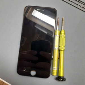 iPhone8 液晶交換