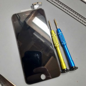 iPhone6plus フロントパネル交換