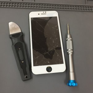 iPhone8 フロントパネル交換