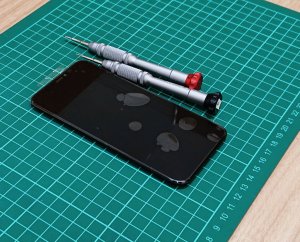 iPhone11 PRO ガラスパネル交換