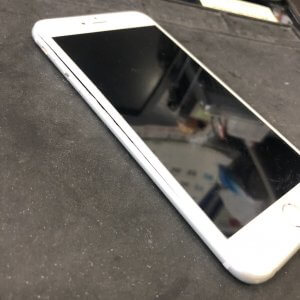 iPhone6 バッテリー膨張 交換