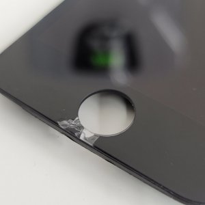 iPhone SE フロントパネル交換