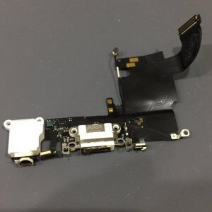 iPhone6S ライトニング交換