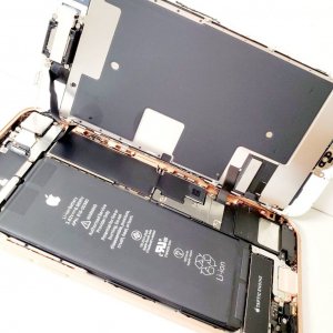 iPhone8 バッテリー 交換