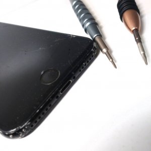 iPhone7 ライトニング交換修理