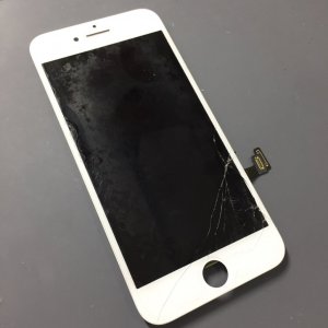 iPhone8 ガラスパネル交換