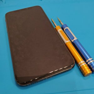 iPhoneX ガラスパネル交換修理