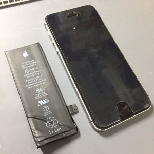 iPhone5 バッテリー交換