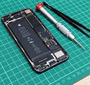 iPhone8 バッテリー交換