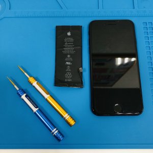 iPhoneSE バッテリー交換修理