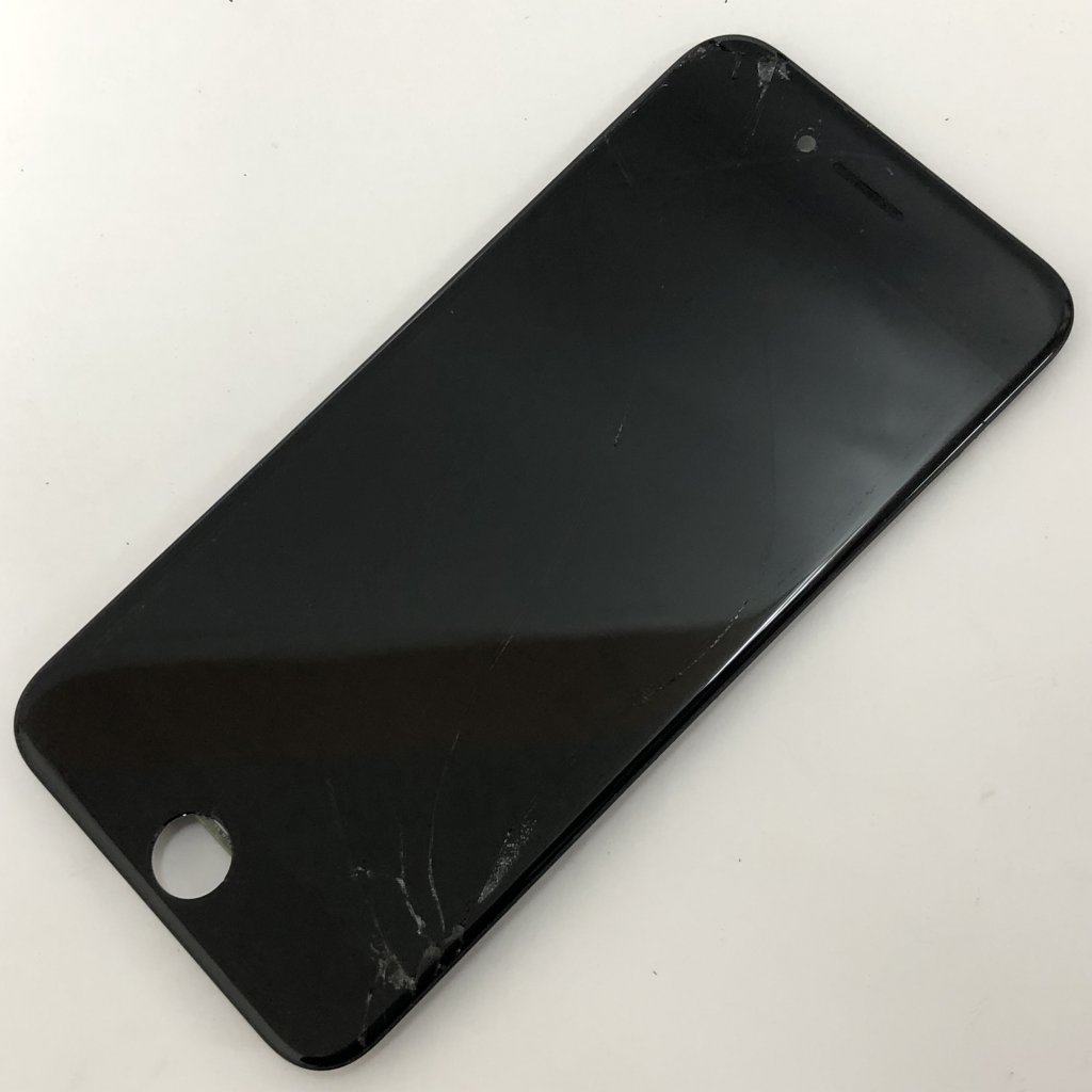 iPhone8 フロントパネル交換