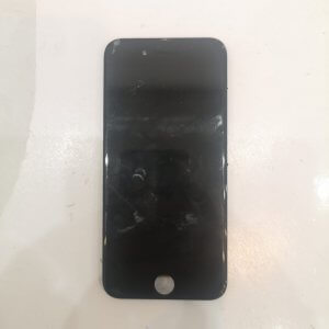 iPhone SE2 パネル修理