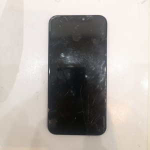 iPhone 11 パネル修理