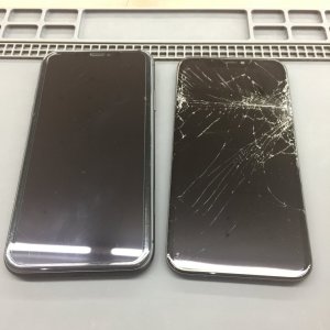 iPhone11 フロントパネル交換