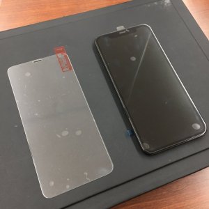iPhone11 フロントパネル交換