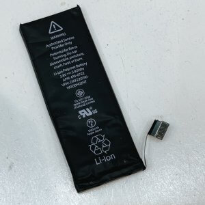 iPhoneSE バッテリー交換