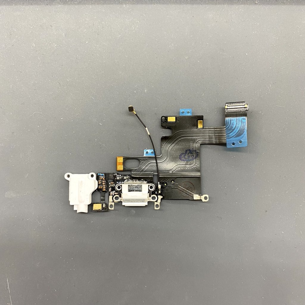 iPhone6 ライトニング交換