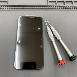 iPhone11Pro フロントパネル交換