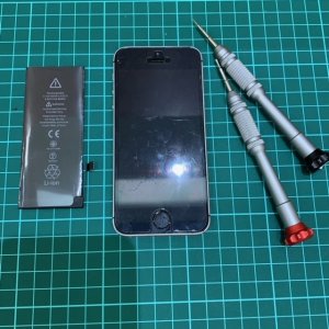 iPhoneSE バッテリー 修理 交換 エスイー アイフォン