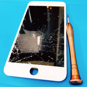 iPhone7Plus フロントパネル交換