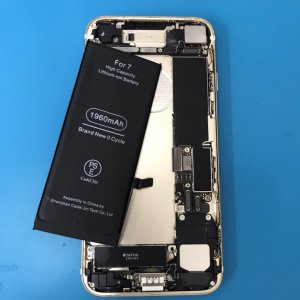 iPhone 7 バッテリー交換