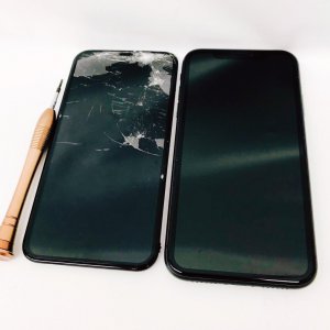 iPhone11 液晶交換