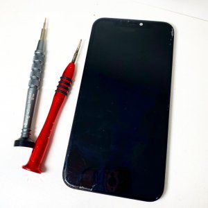 iPhone11 液晶交換