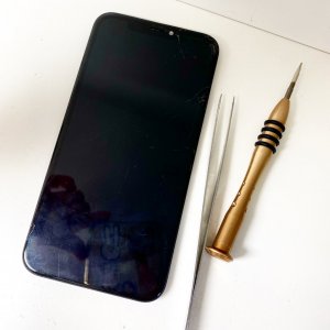 iPhoneXR フロントパネル交換
