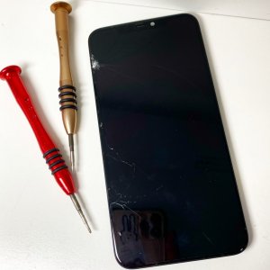 iPhone11PorMax フロントパネル交換