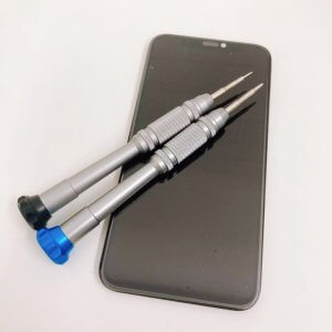 iPhone11Pro フロントパネル交換