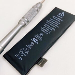 iPhone5S バッテリー交換