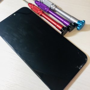 iPhoneXR フロントガラス交換