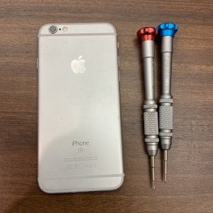iPhone6s ライトニング交換