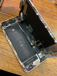 iPhone8 バッテリー交換 修理実績
