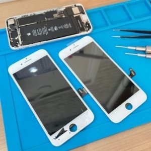 iPhone8plus 液晶交換