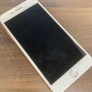 iPhone8Plus 画面割れ ガラス割れ フロントパネル交換 修理