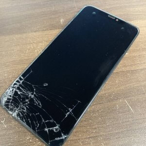 iPhoneXSMax 画面割れ 交換 修理 ガラス割れ フロントパネル