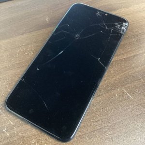 iPhone11 画面割れ ガラスパネル フロントパネル 交換 修理