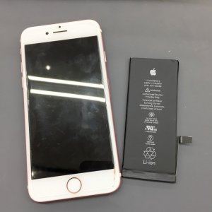 iPhone8　バッテリー交換