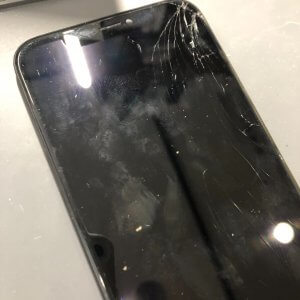 iPhoneXS ガラスパネル交換